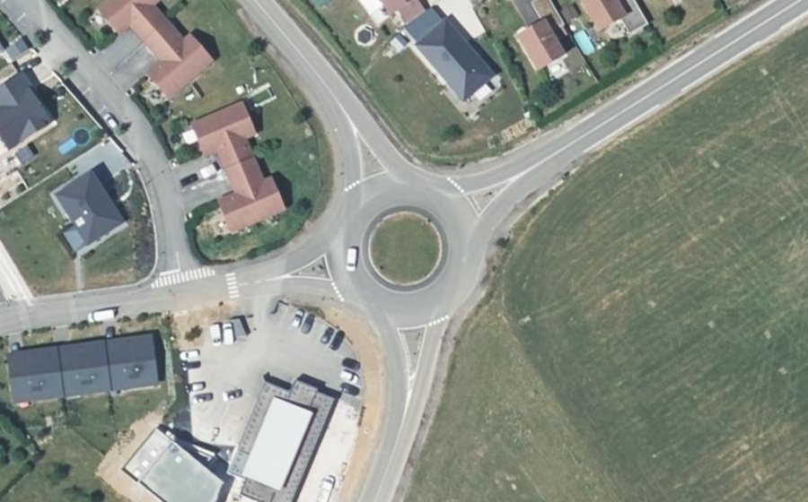 Vue aérienne du Rond-point anonyme n°200001234