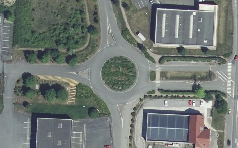 Vue aérienne du Rond-point anonyme n°200034816