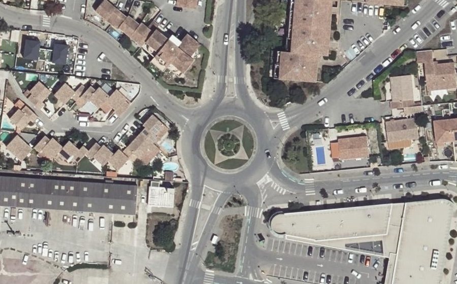 Vue aérienne du Rond-point anonyme n°200038089