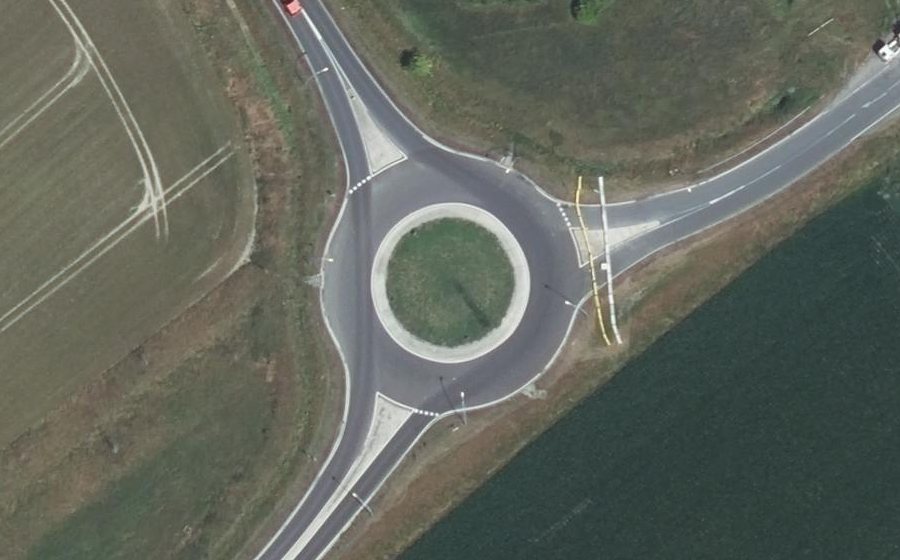 Vue aérienne du Rond-point anonyme n°200059175