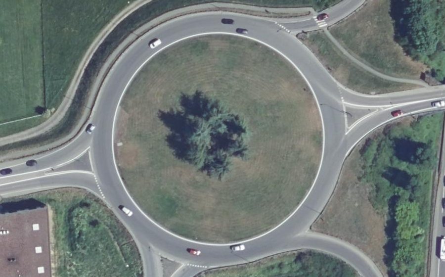 Vue aérienne du Rond-point anonyme n°20014018
