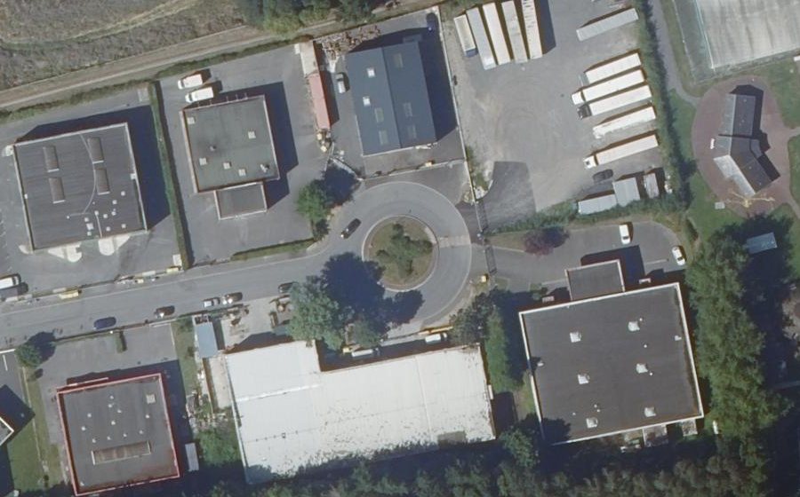 Vue aérienne du Rond-point anonyme n°200536240