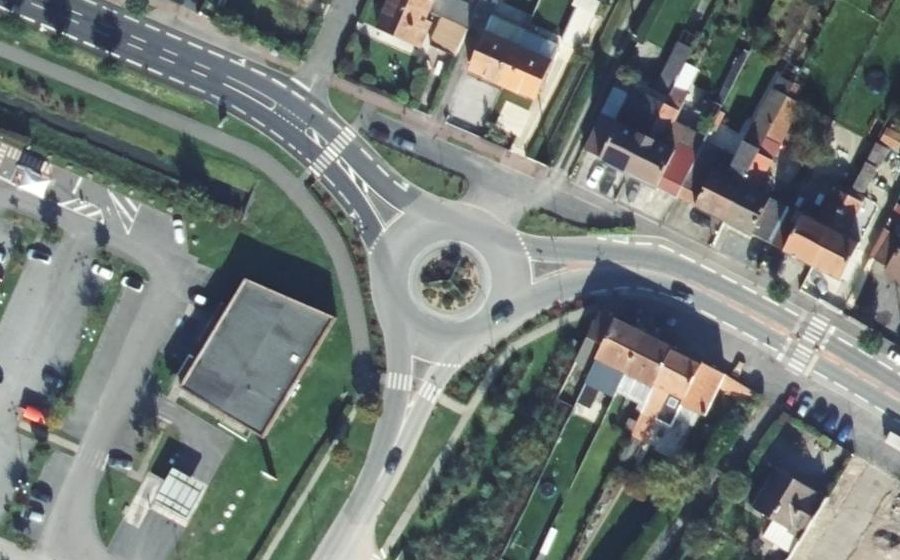Vue aérienne du Rond-point anonyme n°200708052
