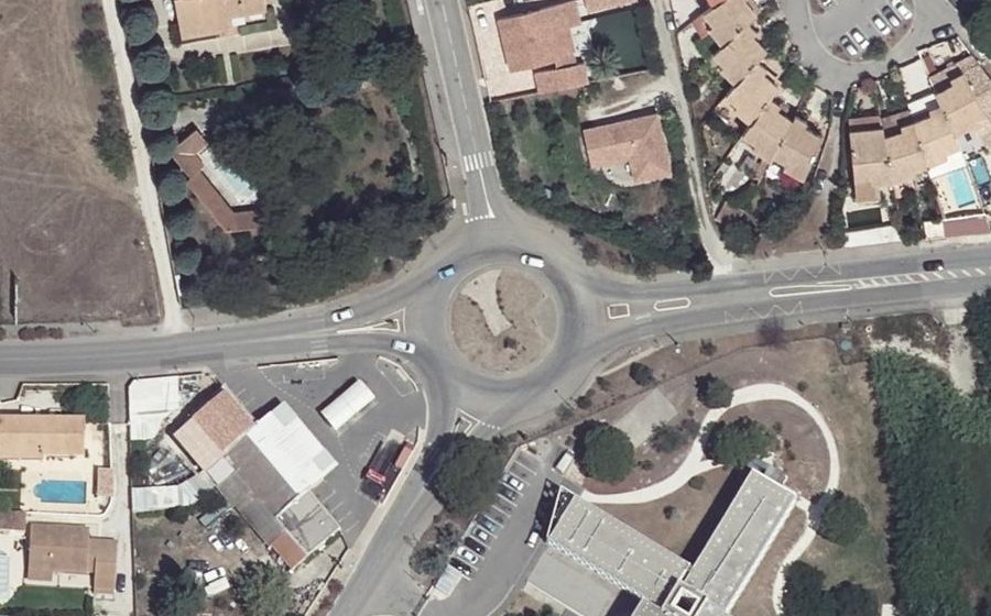 Vue aérienne du Rond-point anonyme n°201006316