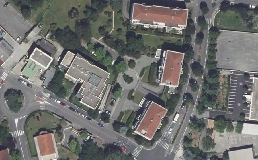 Vue aérienne du Rond-point anonyme n°201022835