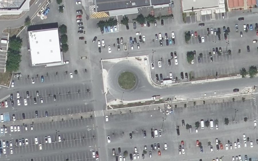 Vue aérienne du Rond-point anonyme n°201626726