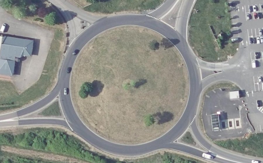 Vue aérienne du Rond-point anonyme n°20201821