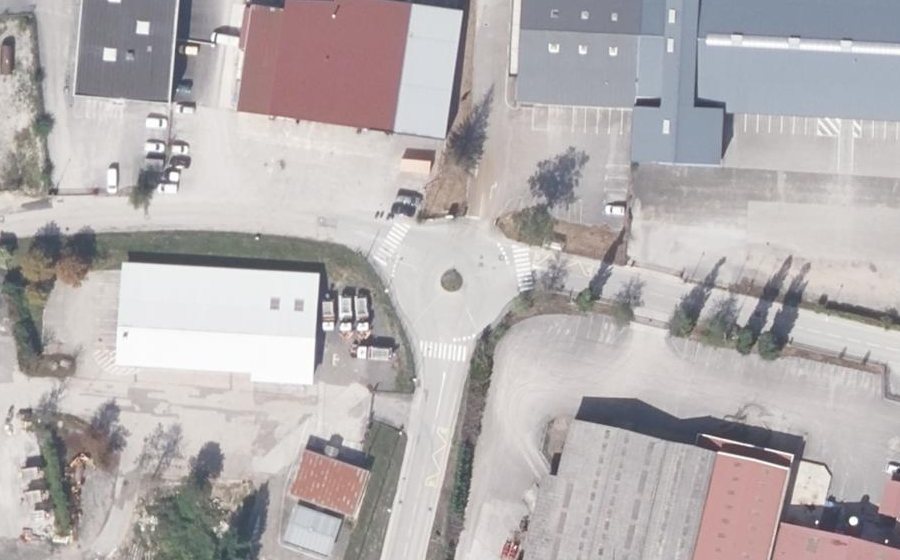 Vue aérienne du Rond-point anonyme n°202600545