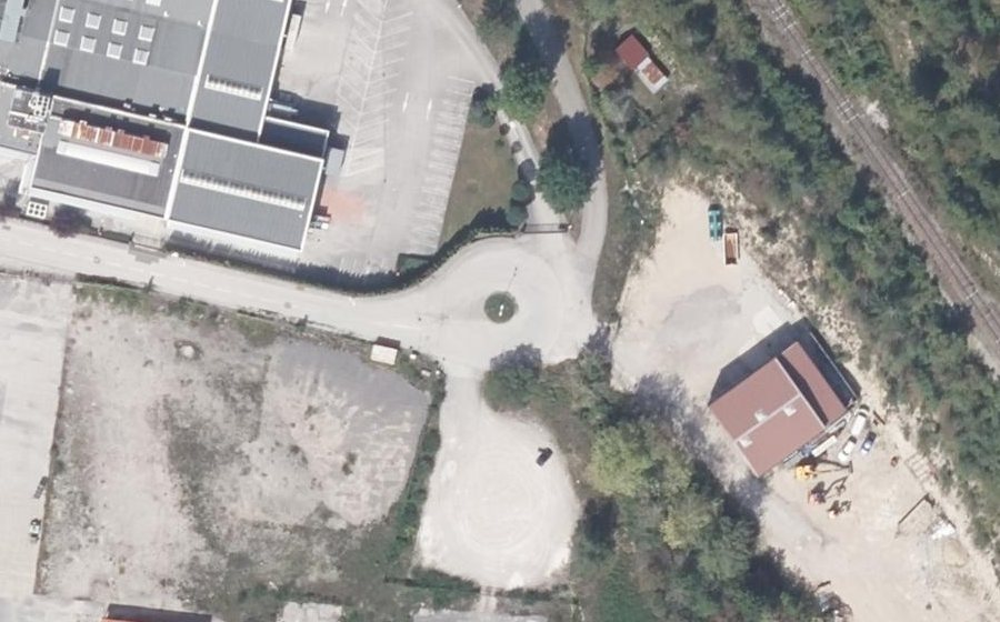 Vue aérienne du Rond-point anonyme n°202600548