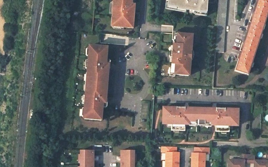 Vue aérienne du Rond-point anonyme n°206819900
