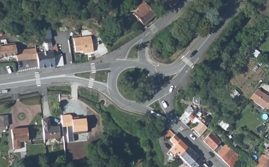 Vue aérienne du Rond-Point du Chat qui Guette