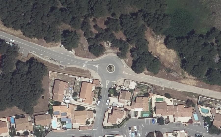 Vue aérienne du Rond-point anonyme n°209020391