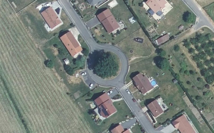Vue aérienne du Rond-point anonyme n°209040406