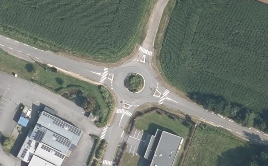 Vue aérienne du Rond-point de Chef de Ville