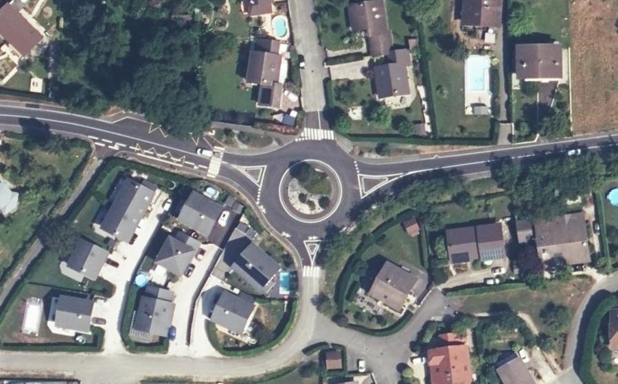 Vue aérienne du Rond-point anonyme n°21095020