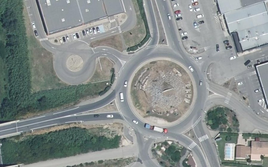 Vue aérienne du Rond-point anonyme n°21115010