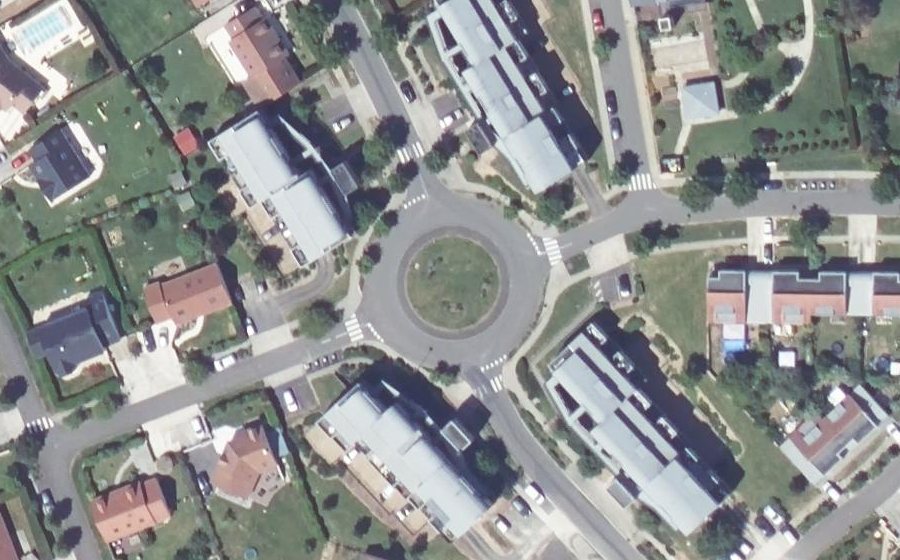 Vue aérienne du Rond-Point du 19 Mars 1962