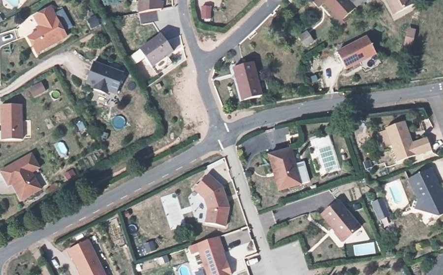 Vue aérienne du Rond-point anonyme n°219299035
