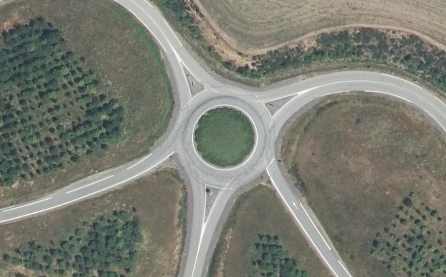 Vue aérienne du Rond-point anonyme n°220105456
