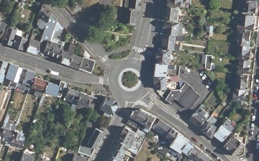 Vue aérienne du Rond-Point de la Croix Perron