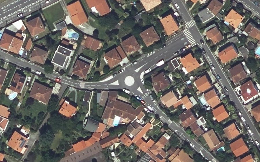 Vue aérienne du Rond-point anonyme n°22115569