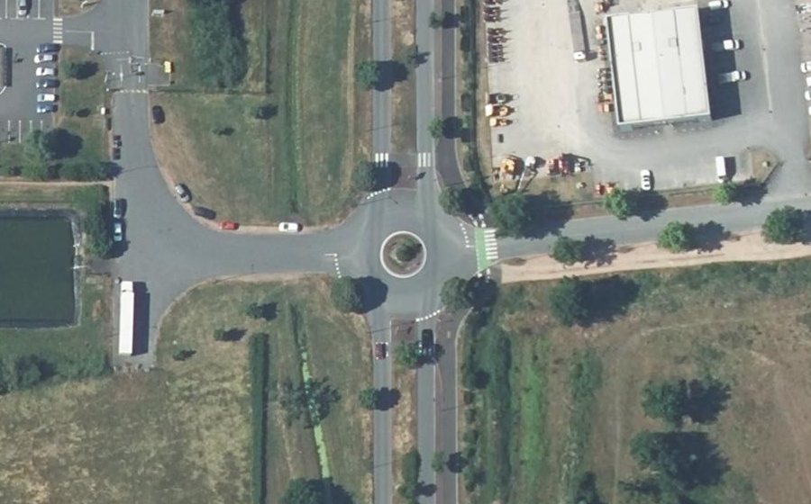 Vue aérienne du Rond-point anonyme n°22293522