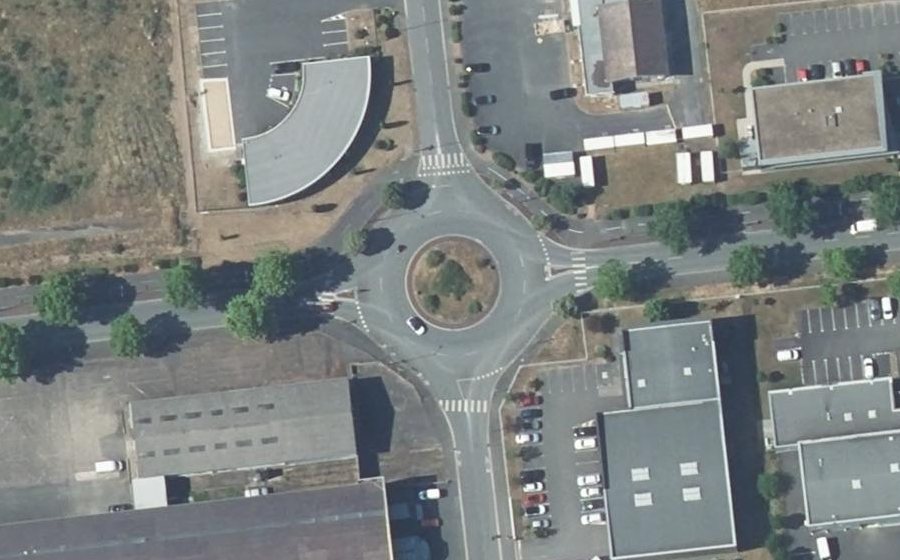 Vue aérienne du Rond-point anonyme n°22293531