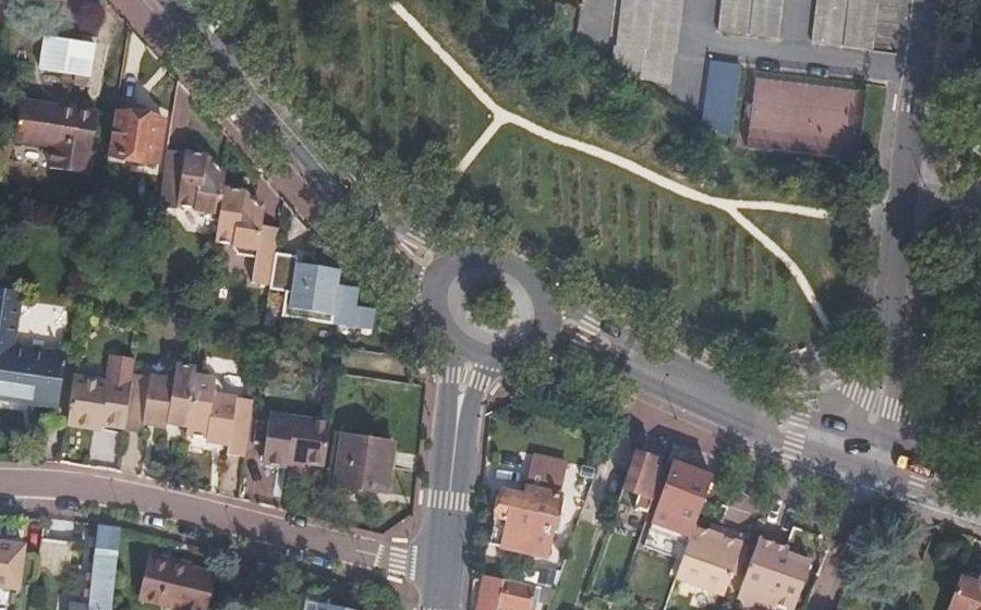 Vue aérienne du Rond-point anonyme n°223190292