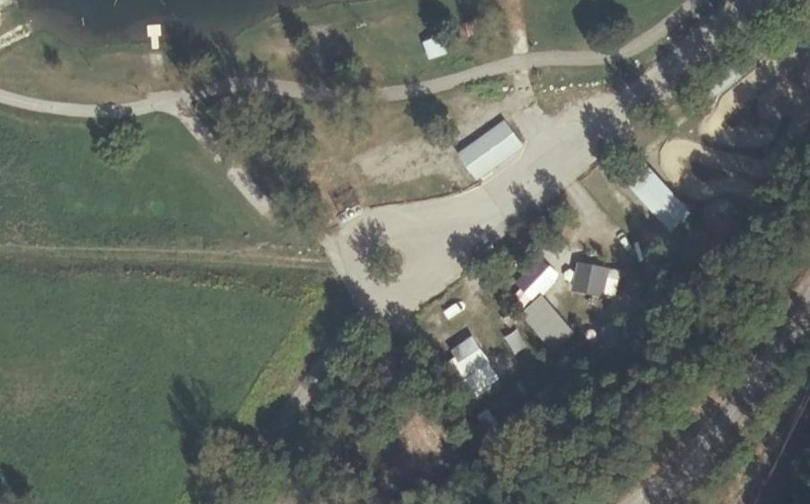 Vue aérienne du Rond-point anonyme n°224330137
