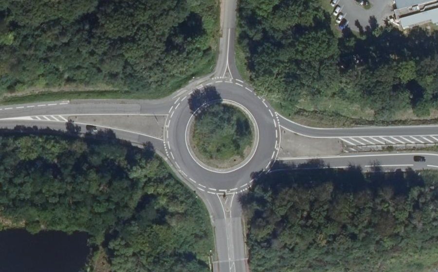 Vue aérienne du Rond-point anonyme n°22561222