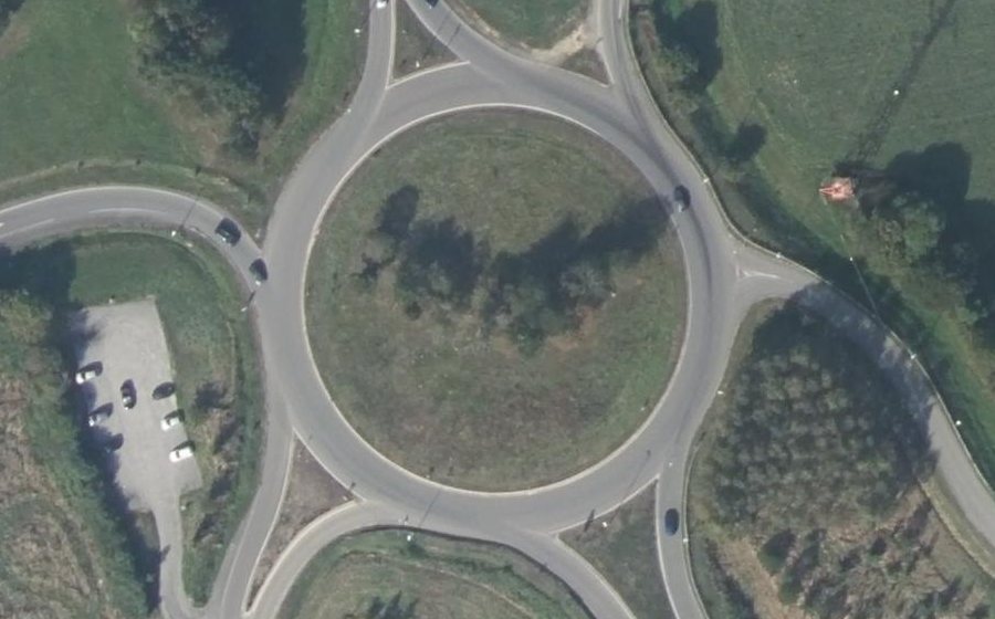 Vue aérienne du Rond-point anonyme n°22616635