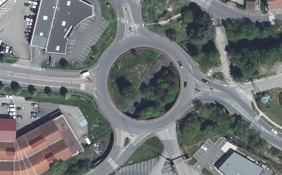 Vue aérienne du ZI de l'Ondaine