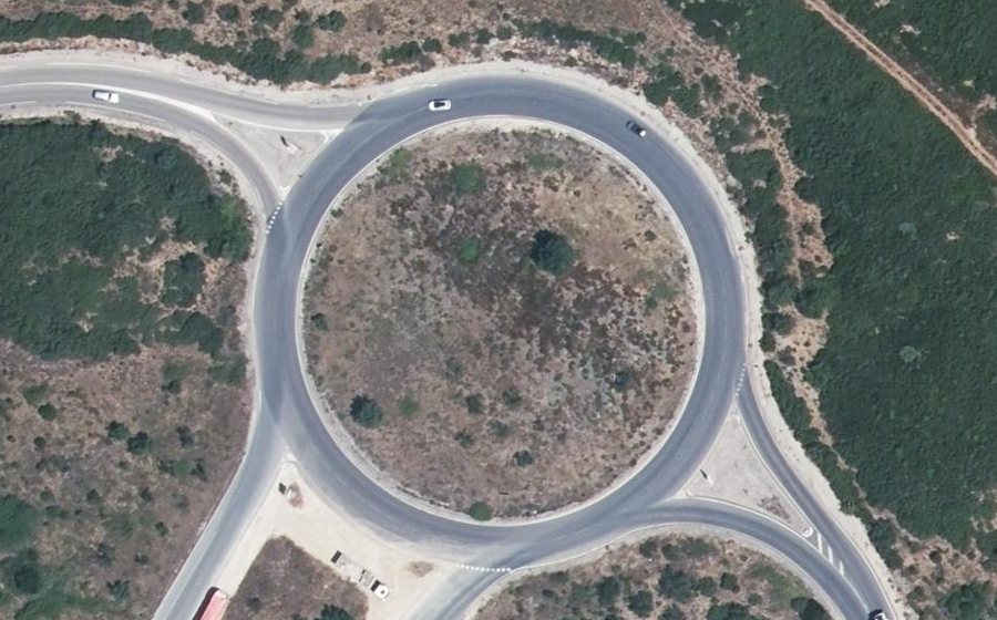 Vue aérienne du Rond-point anonyme n°22779483