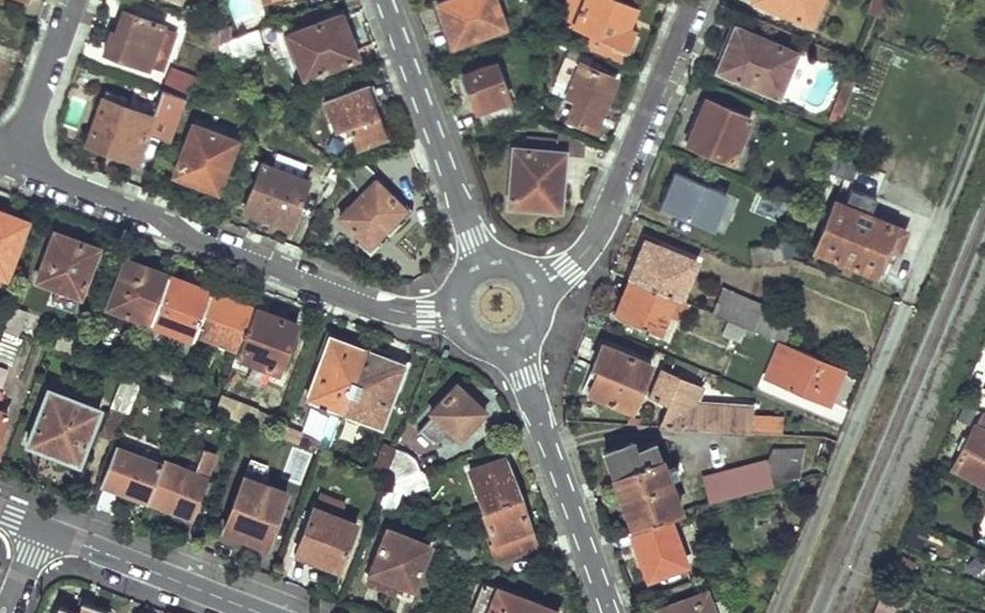 Vue aérienne du Rond-Point Pierrette et Roger Saint-Jean