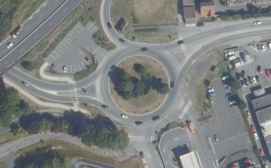 Vue aérienne du Rond-Point du 6 Juin 1944