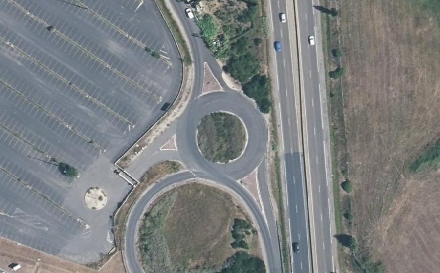 Vue aérienne du Rond-point anonyme n°22890708