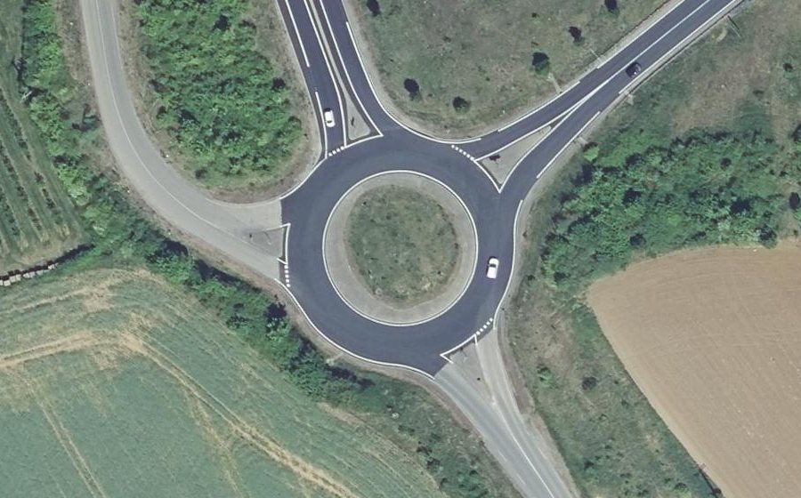 Vue aérienne du Rond-point anonyme n°22925302