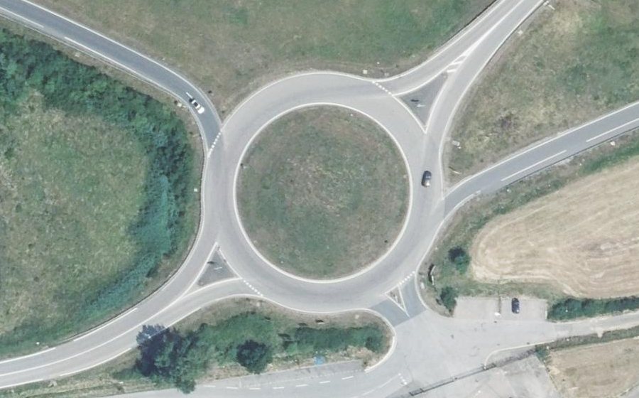 Vue aérienne du Rond-point anonyme n°22941005