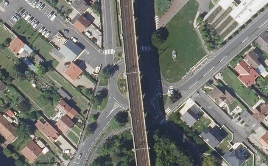 Vue aérienne du Rond-Point du 19 Mars 1962