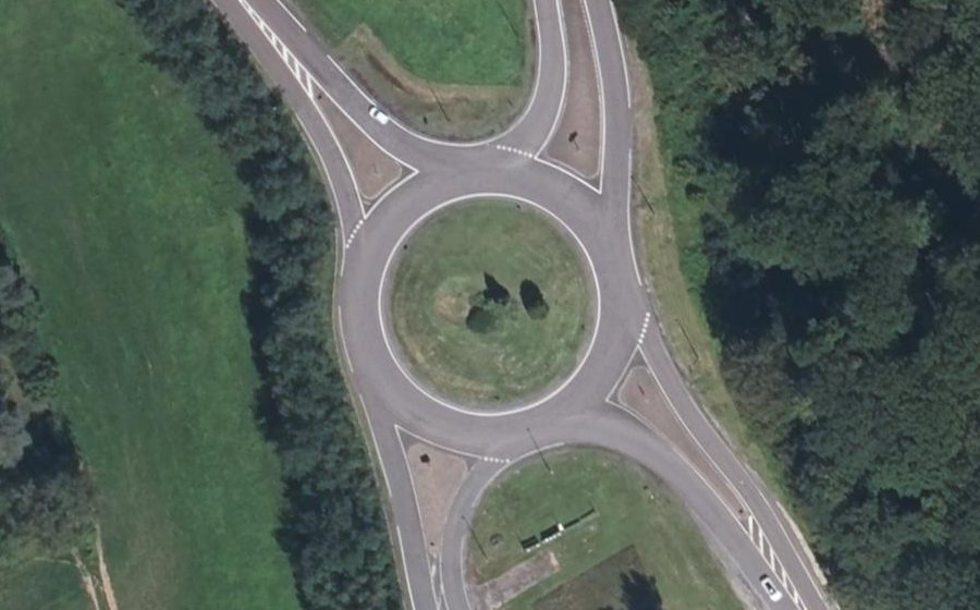 Vue aérienne du Rond-point anonyme n°23001597
