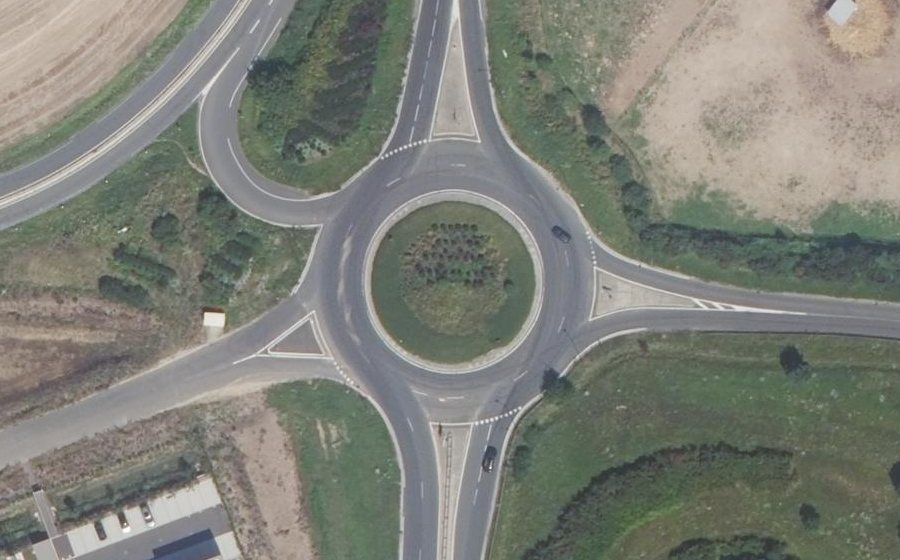 Vue aérienne du Rond-point anonyme n°23017757