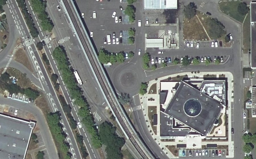 Vue aérienne du Place Édouard Bouillière