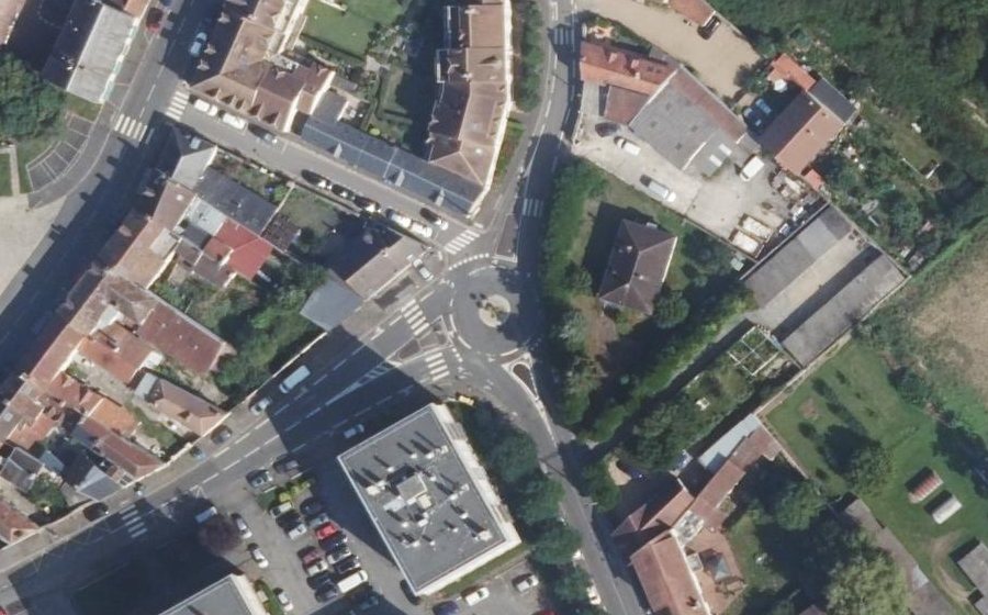 Vue aérienne du Place du 501e R.C.C.