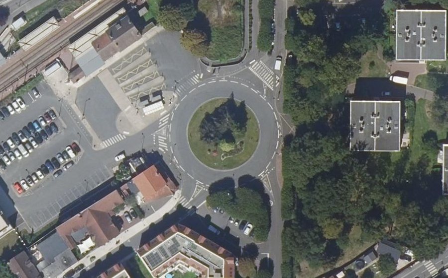 Vue aérienne de la Place du 8 Mai 1945