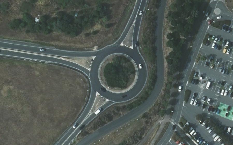 Vue aérienne du Rond-point anonyme n°23104851