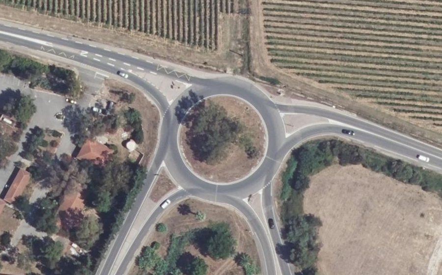 Vue aérienne du Rond-point anonyme n°23145651