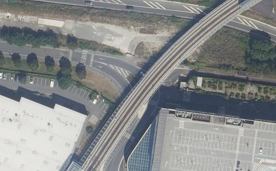 Vue aérienne du Rond-point anonyme n°23150141