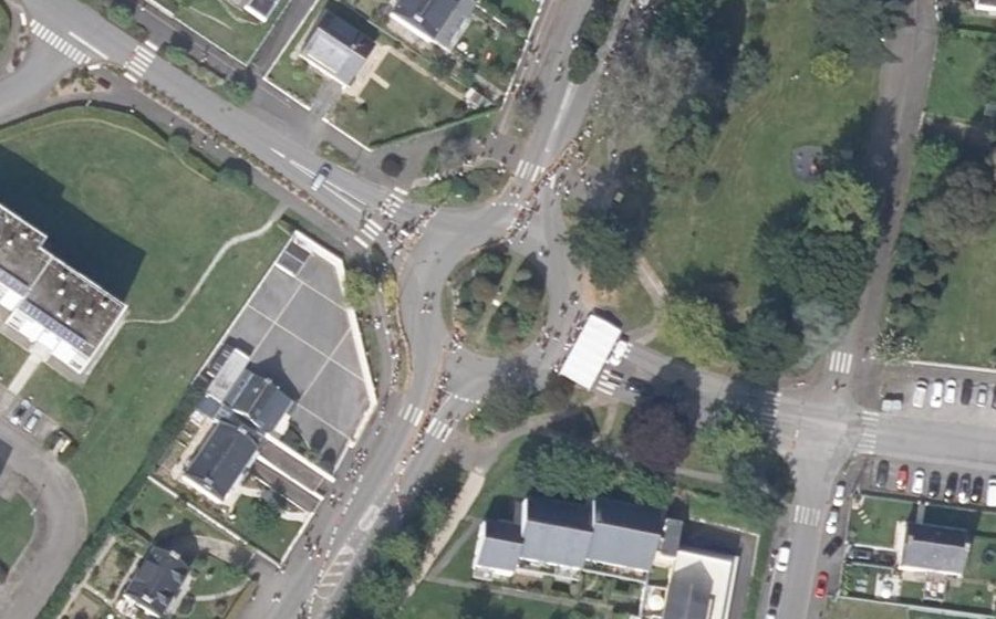 Vue aérienne du Rond-point anonyme n°23152224