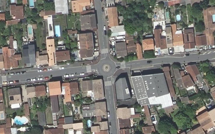 Vue aérienne du Rond-point anonyme n°23162004