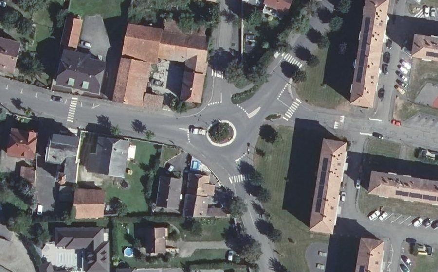 Vue aérienne du Rond-point anonyme n°231940014